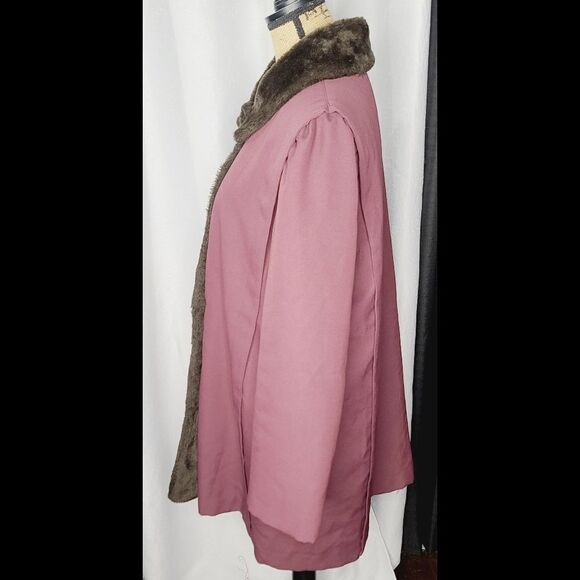 Vintage 1970s Mob Wife Mauve Pink Faux Fur Quilted Lining Winter Coat - Picture 4 of 17